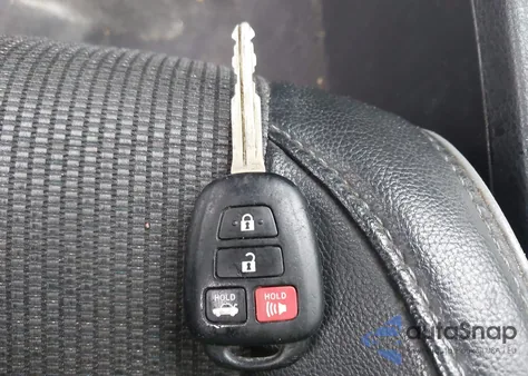 2016 Toyota Corolla S Plus из США, поврежденный, VIN 2T1BURHE2GC591711